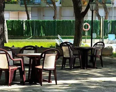 Columbus Otel 4*
